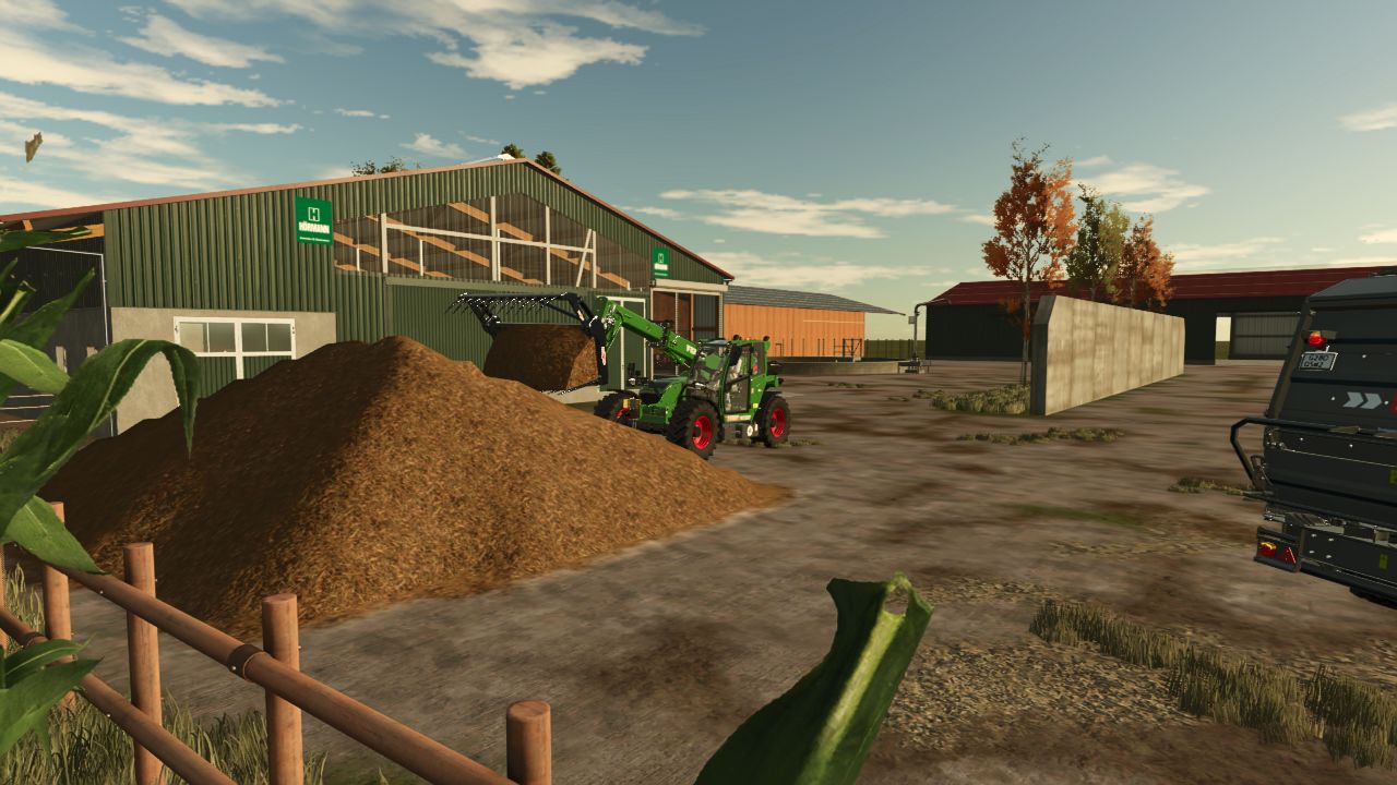 manure-pile-without-walls-v1.0-1.jpg