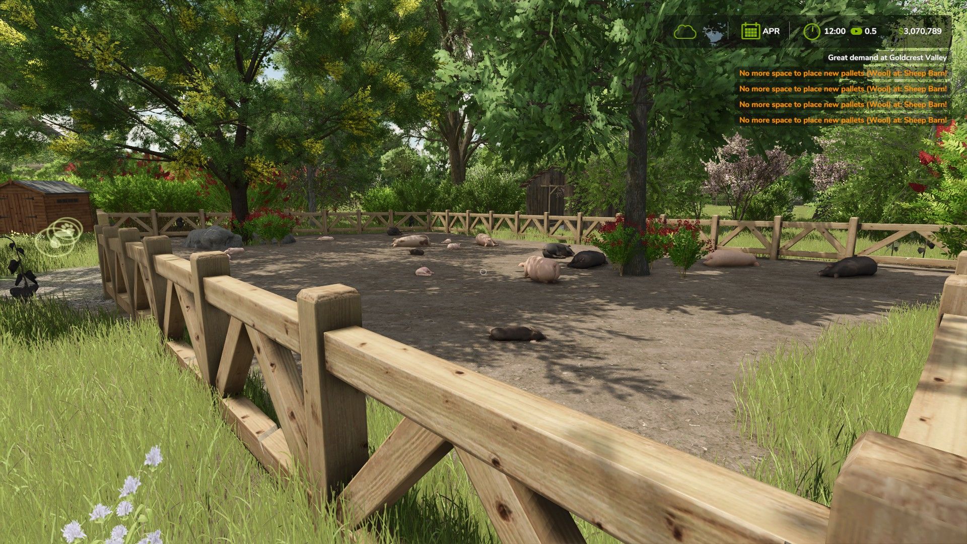small-pig-pasture-with-wooden-fence-autowater-v4.2-1.jpg