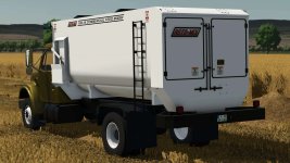international-4900-feed-truck-v1.0-2.jpg